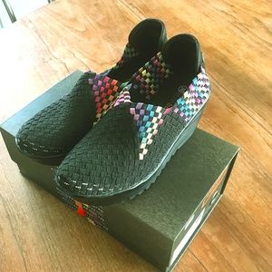 Bernie Mev Women's Gem Wedge Pump (Black Multi)